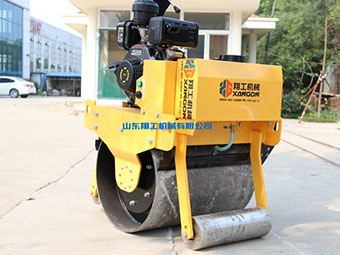 翔工小型壓路機(jī)：小身材，大力量