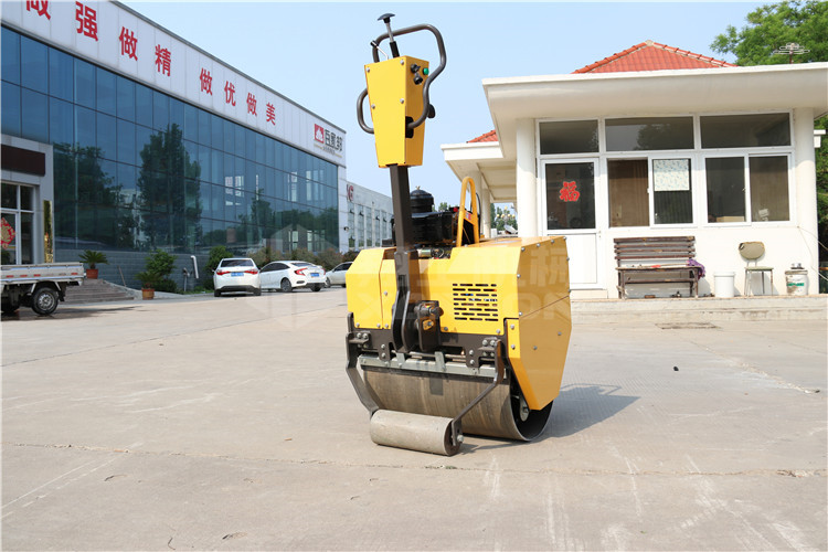 天氣轉(zhuǎn)冷,小型壓路機(jī)為什么會(huì)出現(xiàn)不能啟動(dòng)的情況？